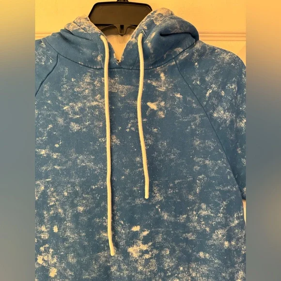 Cotton Citizen Women’s Blue & White Paint Splatter Short Sleeve Hoodie Size XS - Picture 4 of 8